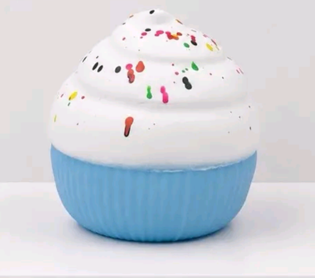 KTL JUMBO Squishy Cupcake Doh Filled